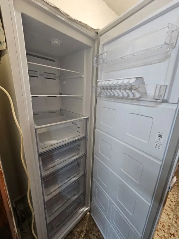 Altus Al 809 NFE 286 Litre E Enerji 8 Çekmeceli Dikey No Frost Derin Dondurucu Beyaz