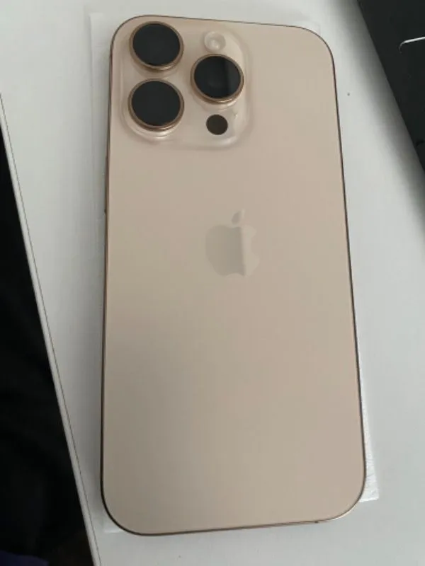 Apple iPhone 16 Pro