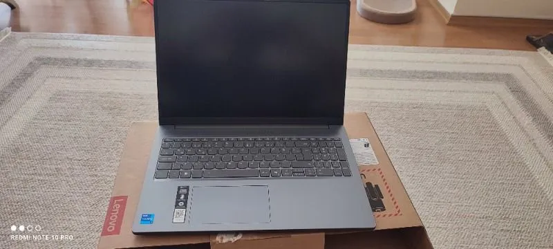 Lenovo Ideapad Slim 3 Intel Core I7 13620H 16GB 512GB SSD 16″ Wuxga IPS Fdos Taşınabilir Bilgisayar 83K2001WTR