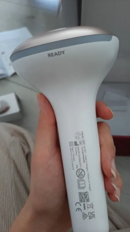 Philips Lumea 7000 Serisi BRI921/00 IPL Tüy Alma, Tüy Kısaltıcı,Vücut ve Yüz için 2 Başlık, Çanta