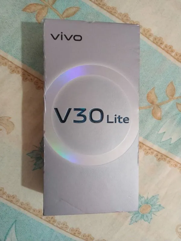 Vivo V30 Lite
