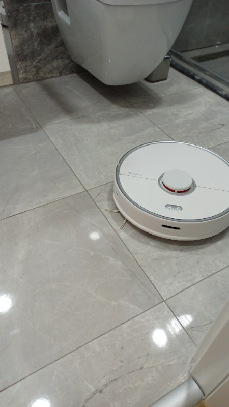 Roborock S5 Max Robot Süpürge 2000 Pa Emiş Gücü ile Üçlü Temizlik Sistemi Beyaz Sert Zemin Kullanımı