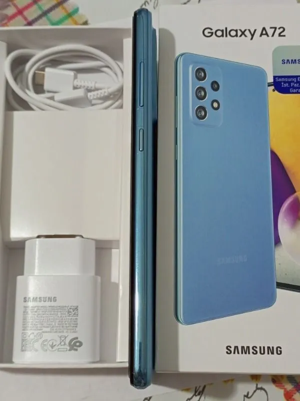 Samsung Galaxy A72