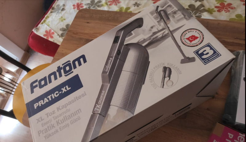 Fantom Pratıc-Xl P 1300 Toz Torbasız Dikey Süpürge Siyah