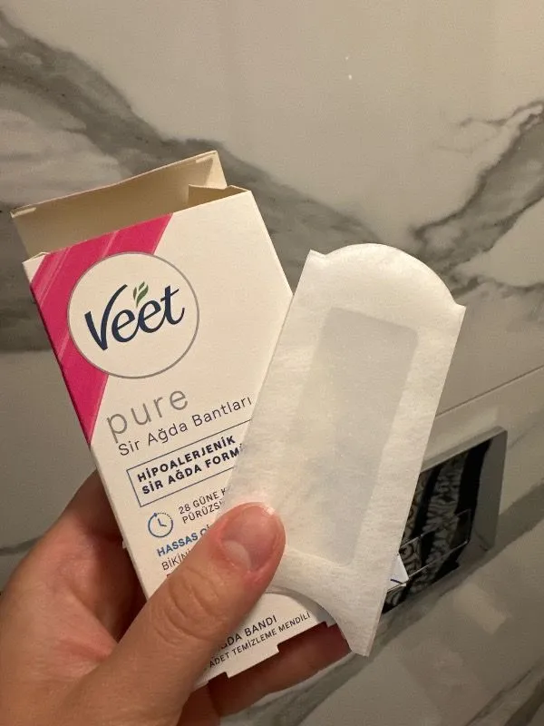 Veet Pure Hipoalerjenik Sir Ağda Bandı 16’lı Bikini & Koltuk Altı Bölgesi İçin Temizleme Mendili