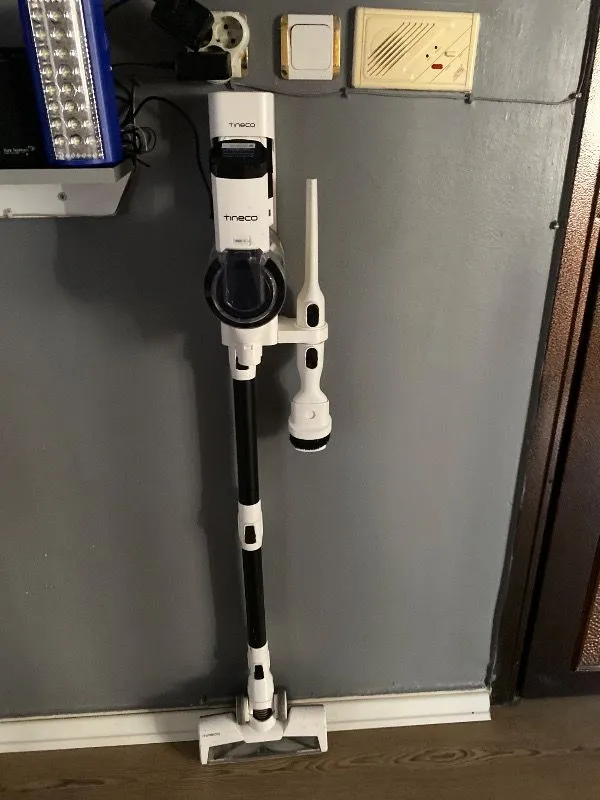 Tineco Power Hero 11 Snap Dikey Süpürge 450 W Güç Değeri ile Kablosuz ve Hafif Kullanım