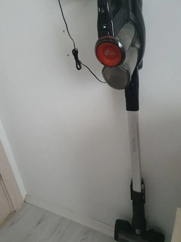 Philips XC7040/01 SpeedPro Max 25.2 V Dikey Şarjlı Süpürge