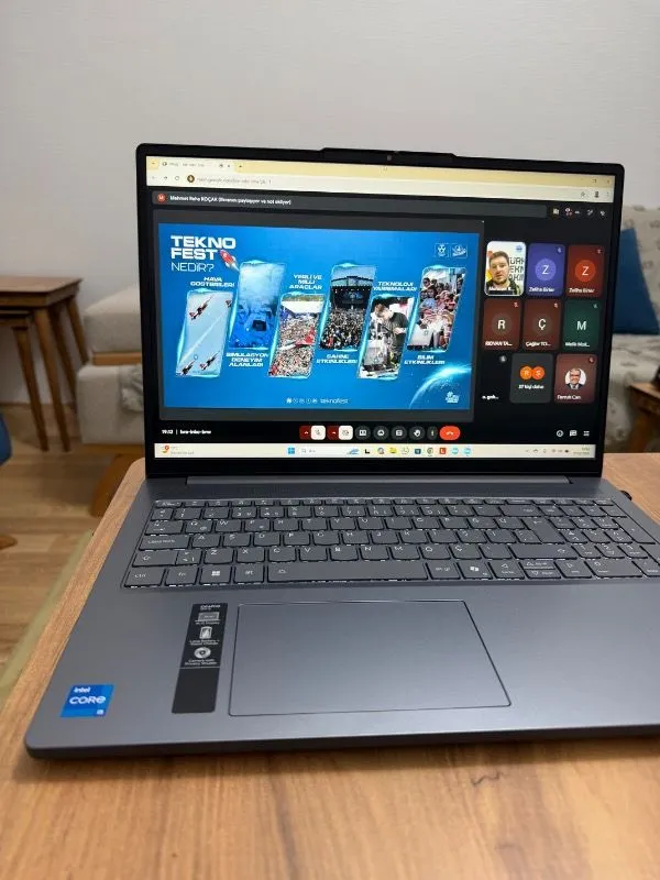 Lenovo Ideapad Slim 3 16IRH10 Intel Core I5-13420H 16GB 512GB SSD 16″ WUXGA (1920X1200) IPS Panel Freedos Taşınabilir Dizüstü Bilgisayar 83K20073TR