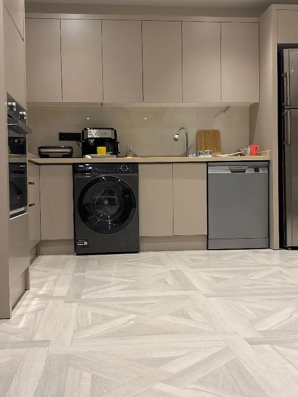 Haier HW90-B14939S8-S 9 kg 1400 Devir Yıkama Kapasiteli Enerji Sınıfı A Çamaşır Makinesi