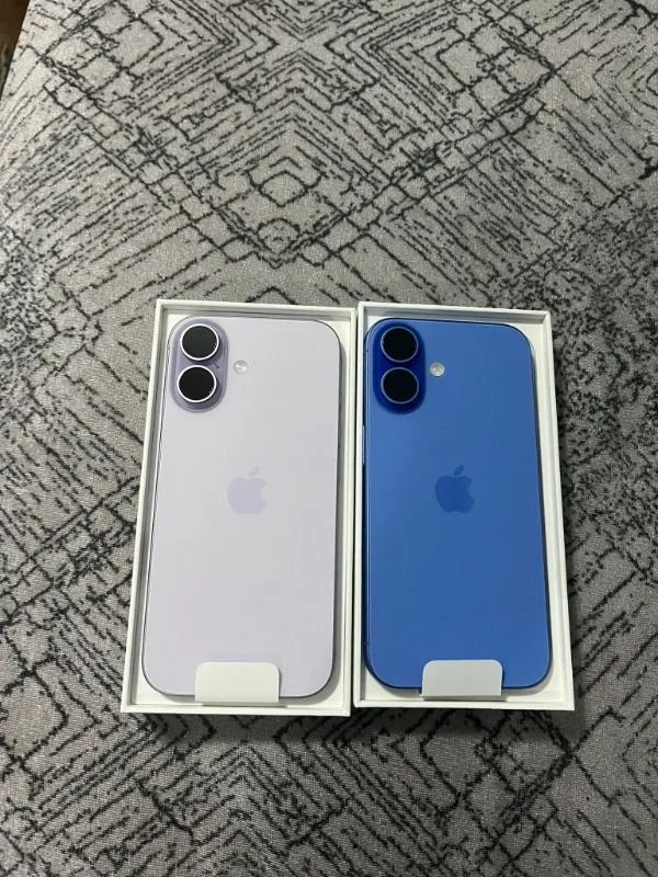 Apple iPhone 16