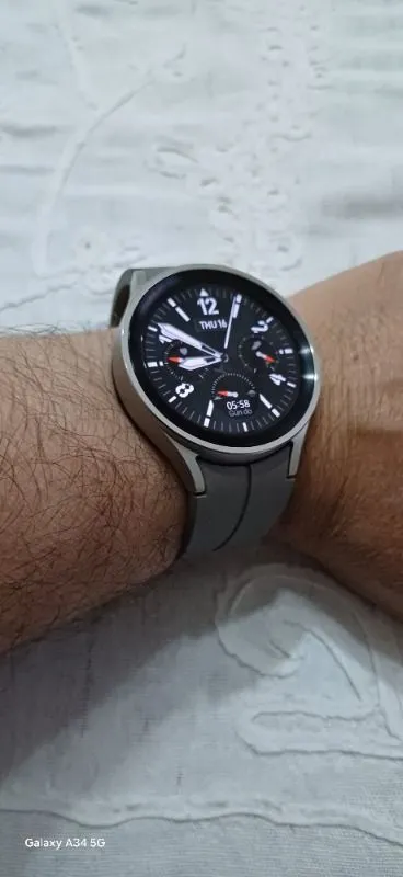 Samsung Galaxy Watch 5 Pro Akıllı Saat Gri 45mm SM-R920NZTATUR