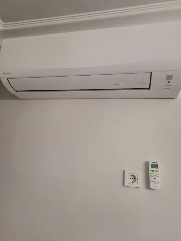 Daikin Sensira FTXF71F A++ 24000 BTU Inverter Split Duvar Tipi Klima Enerji Verimliliği ile Soğutma
