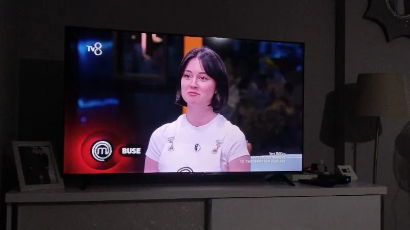 TCL 65T61C 65” 165 Ekran Uydu Alıcılı 4K Ultra HD Google Smart QLED TV