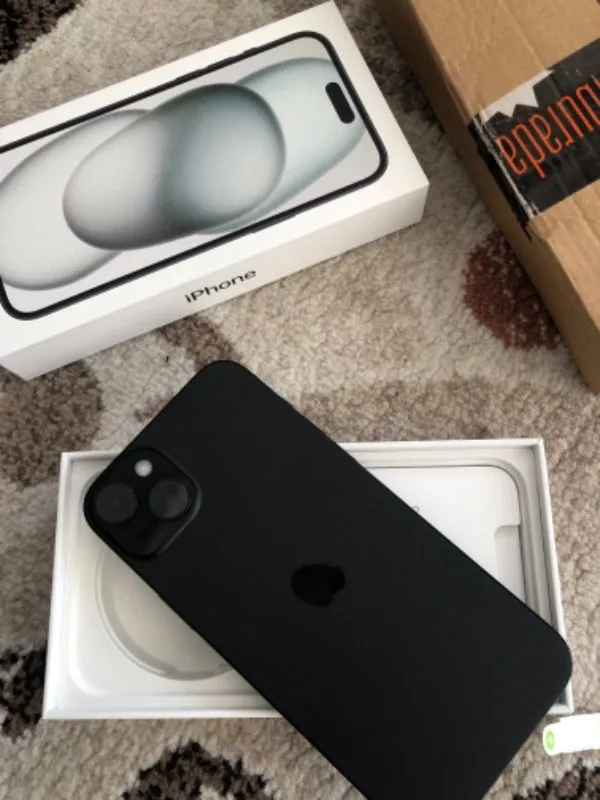 Apple iPhone 15 Plus