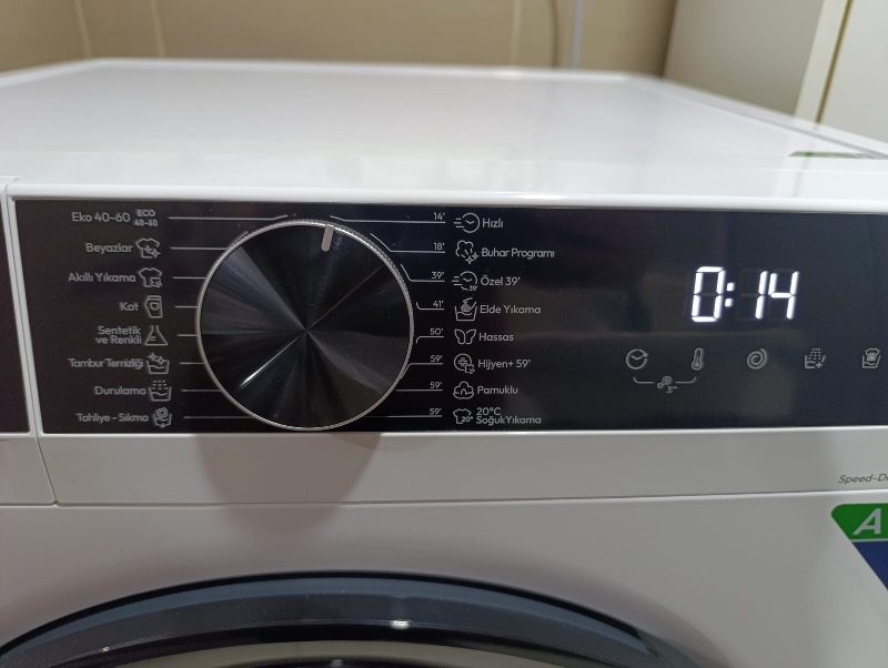 Hoover Hgd 410B9C-17 10 kg Yıkama Kapasitesi 1400 Devir Enerji Sınıfı A Çamaşır Makinesi