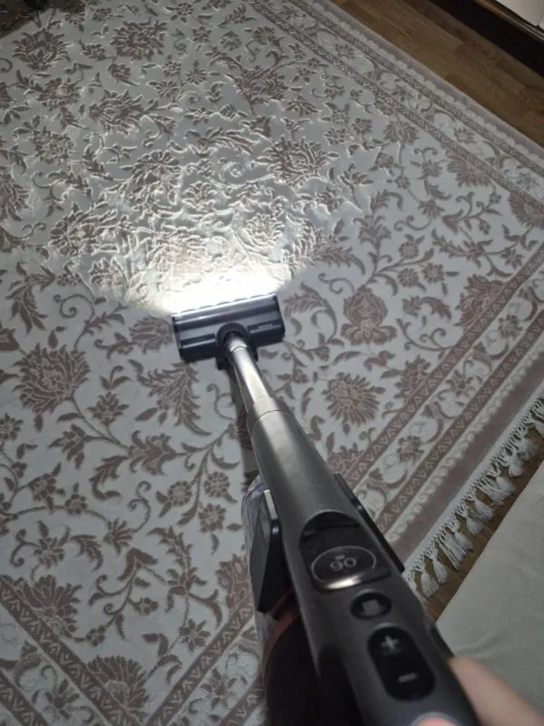 Philips 8000 Serisi Aqua Plus Kablosuz Dik Süpürge, 360 Emiş, LED Başlık, 80 dk’ya Kadar Kullanım, XC8153/10
