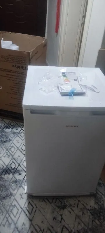 Kumtel 3 Çekmeceli Dikey Derin Dondurucu 88L HFR-100