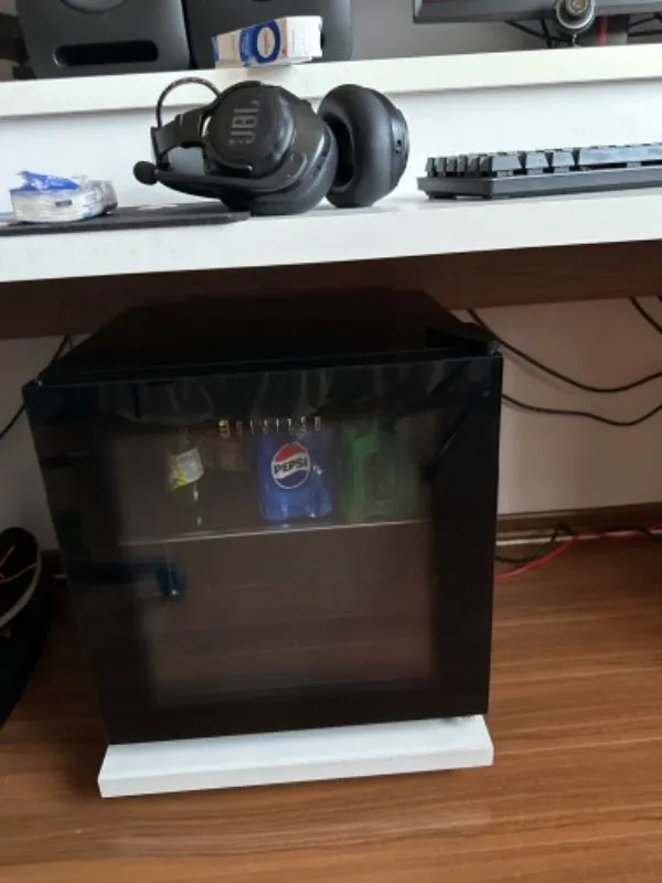 Dijitsu DB60 60 lt Kapasite Minibar Buzdolabı A Enerji Sınıfı Şık Tasarımıyla Sessiz Çalışma