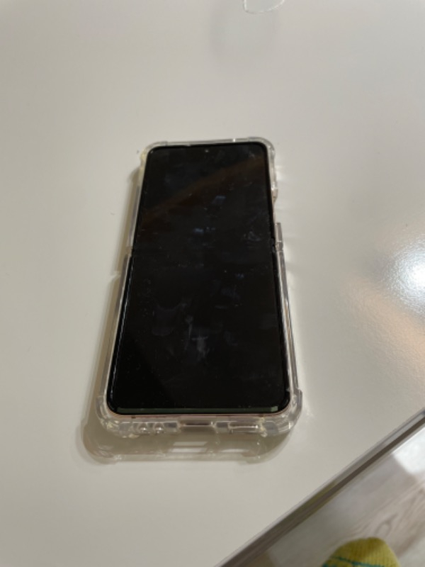 Samsung Galaxy Z Flip4