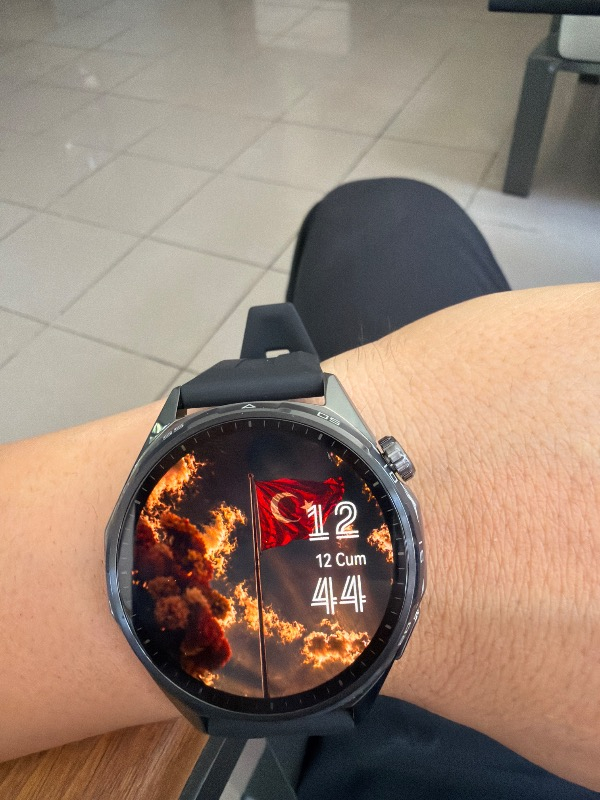 Huawei Watch GT 6 46 mm – (21 güne varan pil ömrü, Sağlık Takibi, Bisiklet Özelliği, iOS & Android Uyumlu)