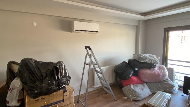 TCL SaveIN Lite 12000 BTU A++ İnverter Duvar Tipi Klima Hızlı Soğutma Teknolojisi ile TAC-12CHSD/ZG11I