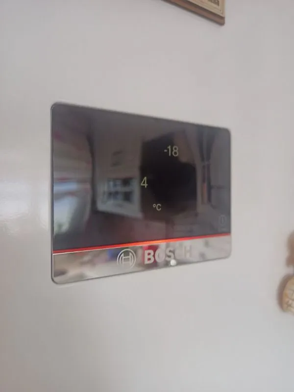 Bosch KDN76XWE1N Serie 4 Üstten 186 x 75 cm Beyaz Donduruculu Buzdolabı