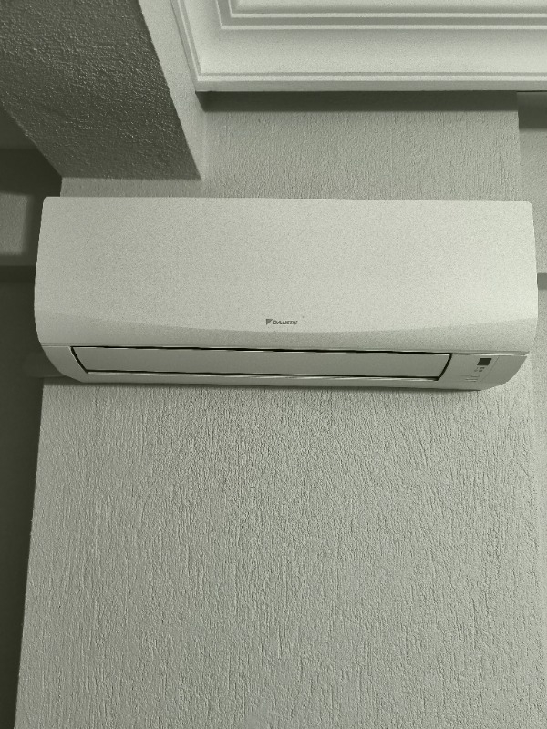 Daikin Sensira FTXF35E A++ 12000 BTU Inverter Duvar Tipi Klima