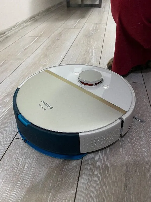 Philips 7000 Serisi HomeRun Aqua Islak Kuru Robot Süpürge, Sarj İstasyonlu, XU7000/02