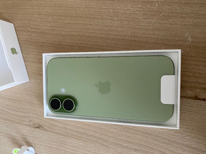 Apple iPhone 17