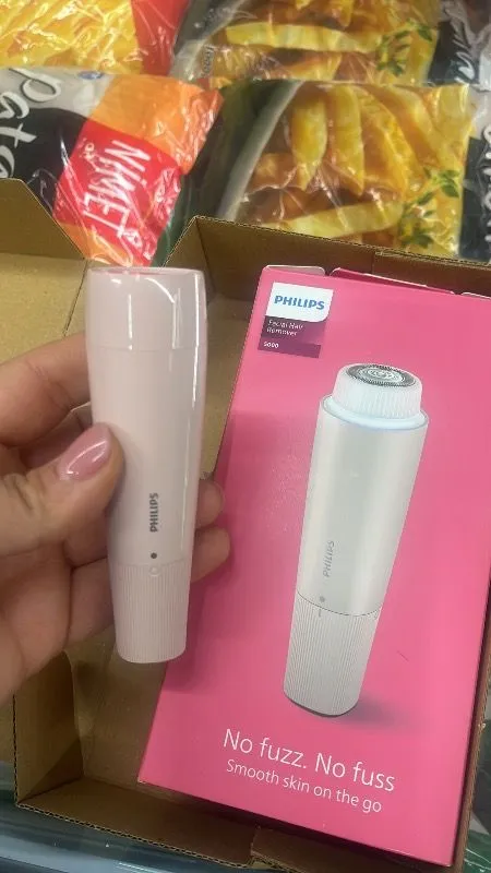 Philips Yüz Tüy Alma Makinesi -BRR454/00 1
