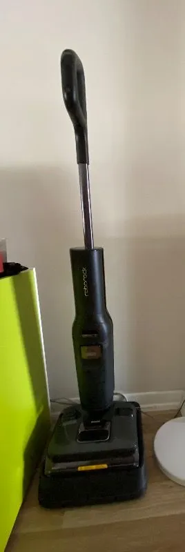 Roborock F25 Ultra Dikey Süpürge 29.6 V Güç Değeri ile Islak Kuru Temizlik İçin Akıllı Çözüm