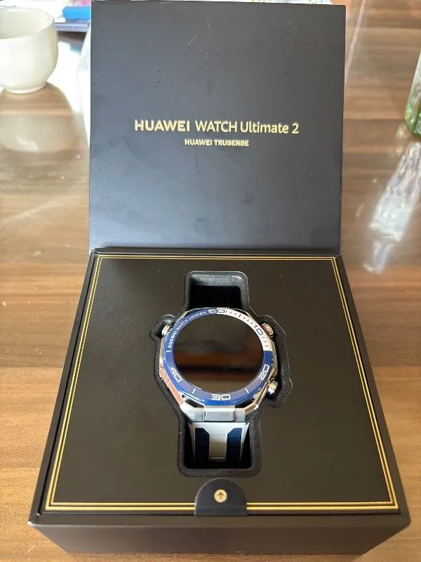 Huawei Watch Ultimate 2, Zirkonyum Bazlı Sıvı Metal Kasa,150m Dalış Desteği, Bluetooth Arama, Hassas Sağlık Takibi, iOS & Android Uyumlu
