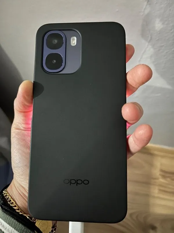 Oppo A6X