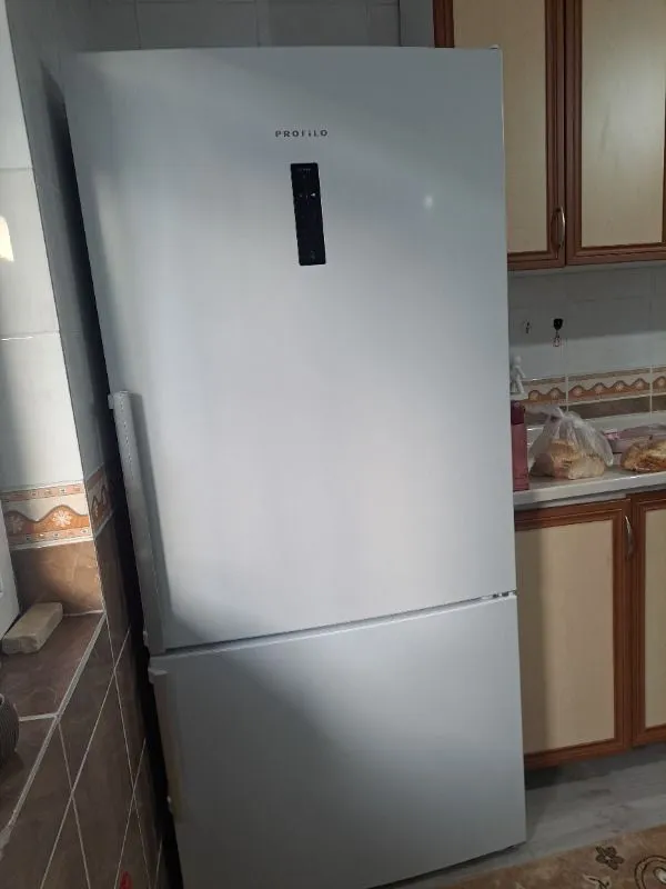 Profilo BD3086WECN E Enerji Sınıfı 631 Lt Çift Kapılı Buzdolabı No Frost Teknolojisi ile Geniş İç Hacim