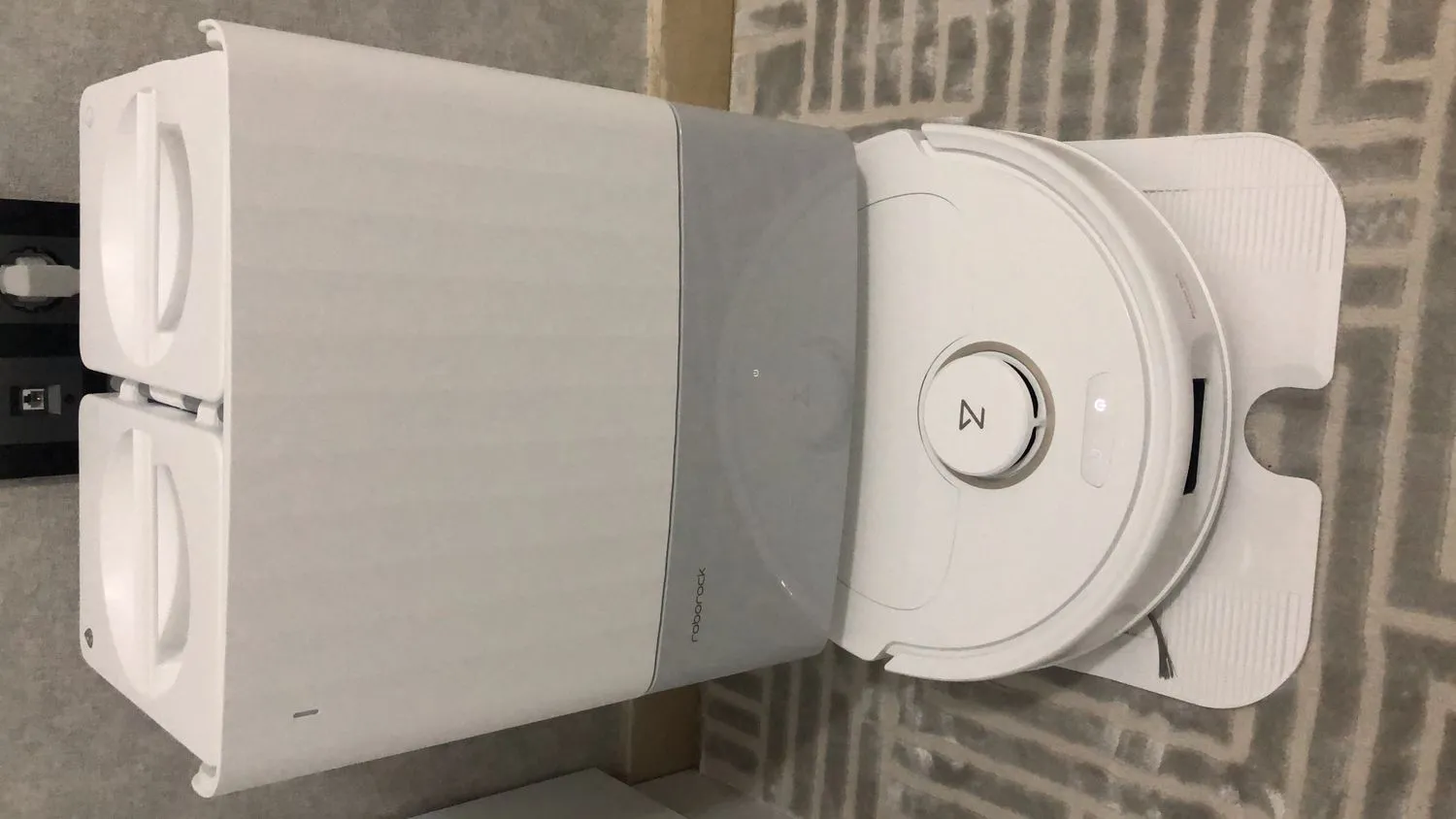 Roborock Qrevo C Pro Akıllı Robot Süpürge 18.500 Pa – Beyaz
