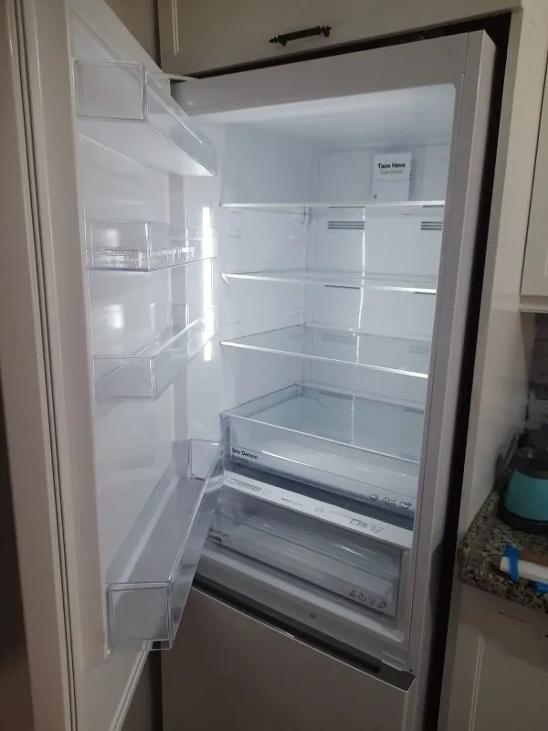 Vestel NFK52011 471 Lt Kapasiteye Sahip No-Frost Buzdolabı E Enerji Sınıfı Şık Tasarım ve Sessiz Çalışma