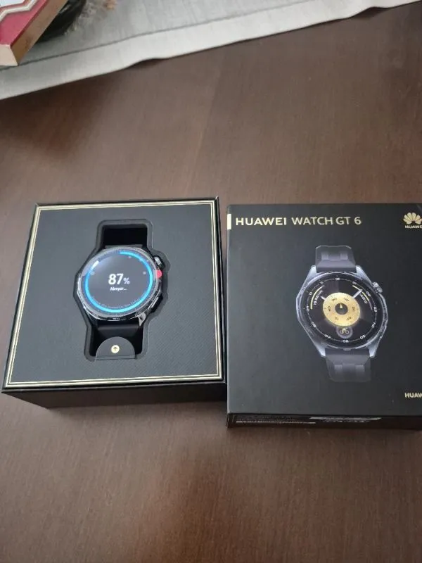 Huawei Watch GT 6 46 mm – (21 güne varan pil ömrü, Sağlık Takibi, Bisiklet Özelliği, iOS & Android Uyumlu)