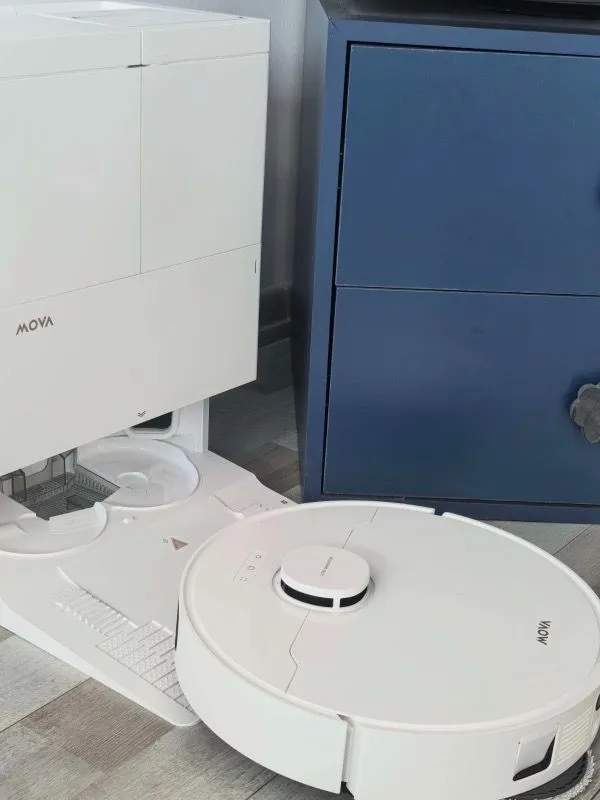 MOVA E50 Pro Ultra Robot Süpürge, 30000 PA Emiş Gücü, 3 Yıl Garanti