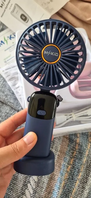 Mkio 7 Parça Şarjlı Işıklı Epilatör, LED Ekranlı Epilasyon Cihazı, 2 Kademe Hız Ayarı, 60 Dakika Kullanım, Yüz-KoltukAltı-BikiniBölgesi-Bacak Islak-Kuru Kullanım, Kadın Tıraş Cihazı