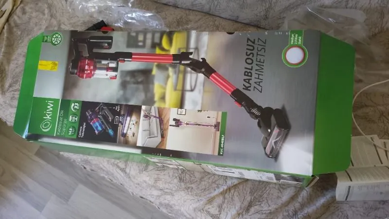Kiwi KVC-4040BLF Şarjlı Dikey Süpürge – Siyah – 14,8 Volt