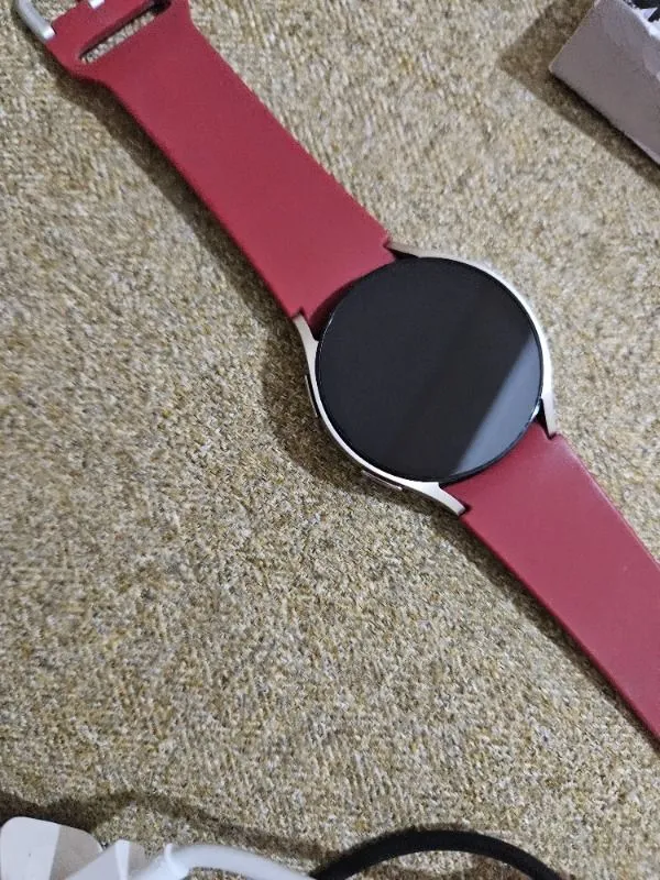 Samsung Galaxy Watch6 Akıllı Saat 40MM SM-R930NZKATUR