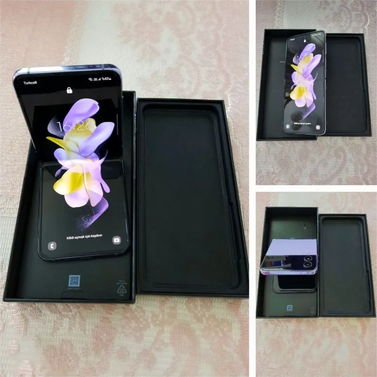 Samsung Galaxy Z Flip4