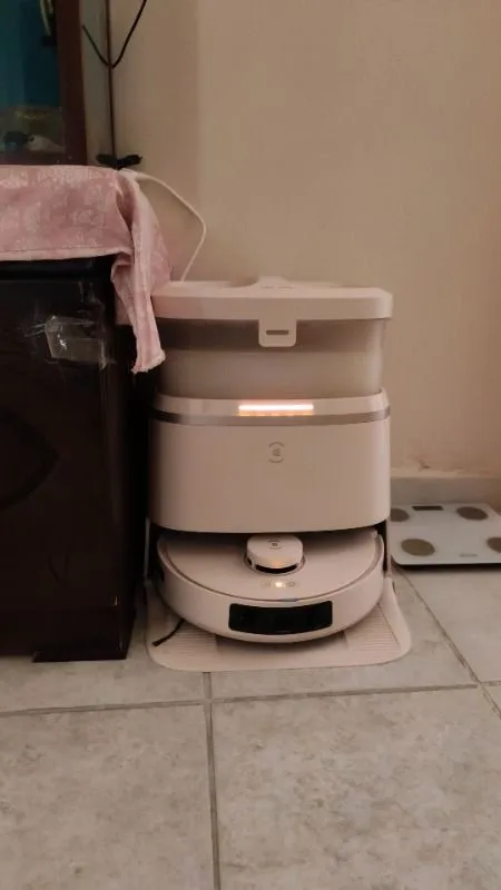 ECOVACS DEEBOT T30 Omni Pro Robot Süpürge ve Paspas, 11.000 Pa Emiş Gücü, Otomatik Toz Boşaltma, Sıcak Hava ile Kurutma, 200 Dakikaya Kadar Çalışma , Evcil Hayvan Tüyleri ve Halılar İçin Temizlik