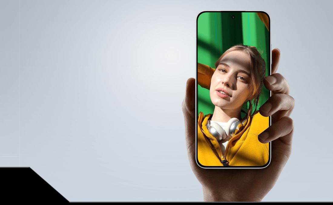 POCO M8