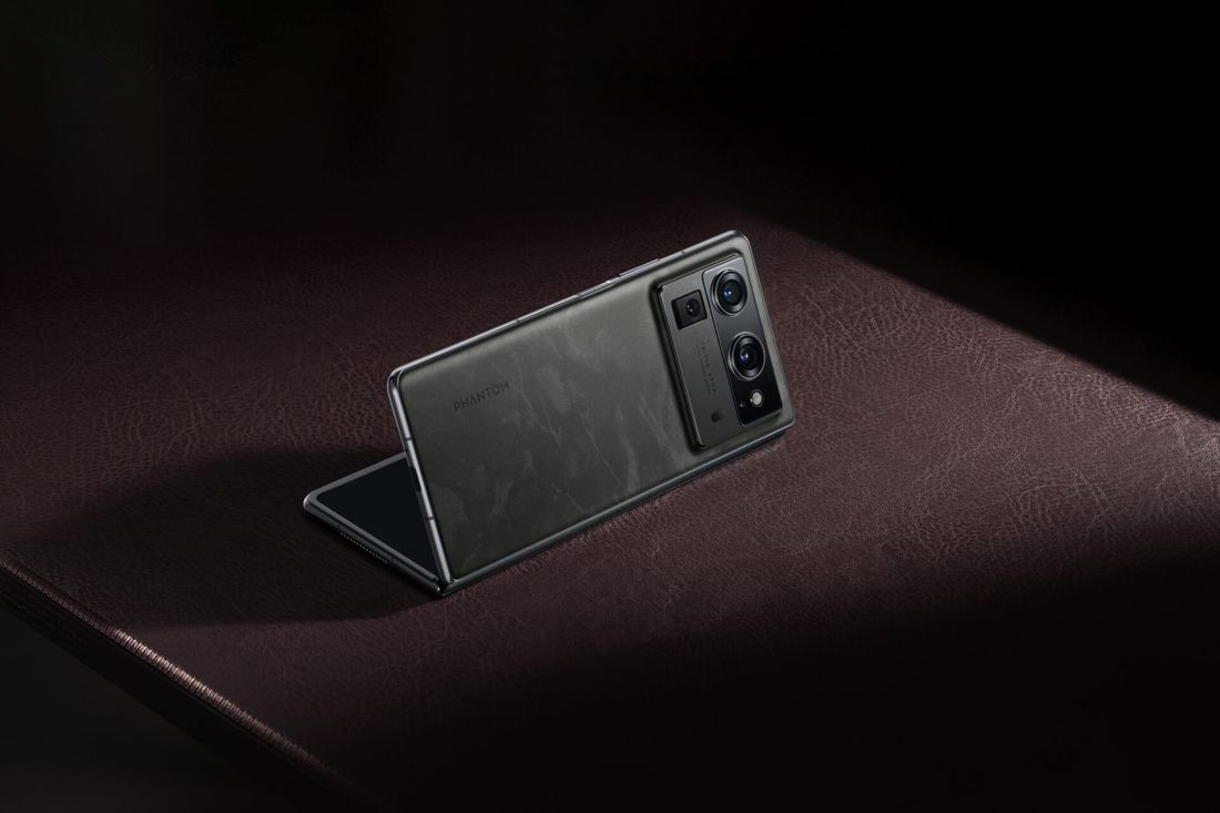 Tecno Phantom V Fold 2